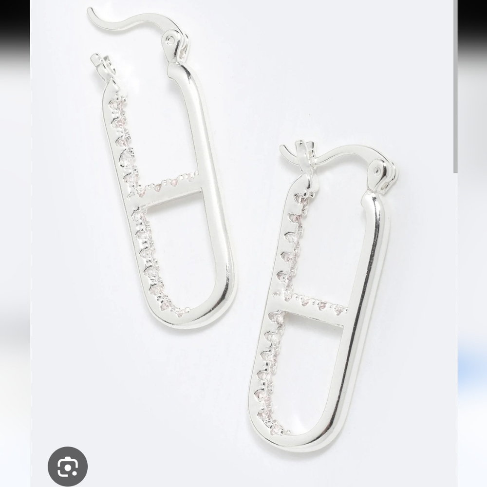 Emma Pills THE OG Earings Silver Clear Crystals, One earing only, New